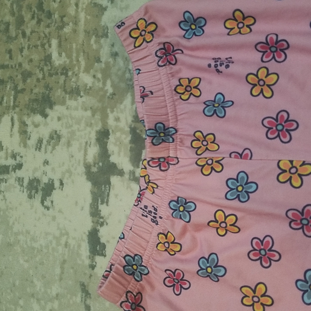 Flower Shorts - Picture 3 of 5